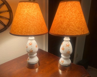 Set Of 2 Vintage White Porcelain Table Lamps With Pink Roses