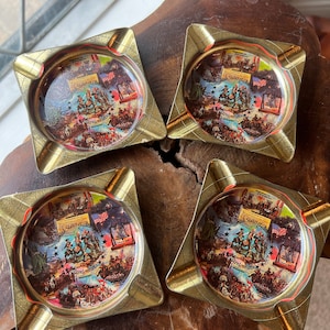 Vintage Tin Ashtrays USA Bicentennial 1976 Set Of 4 (Four) History Collectible