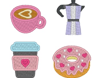 Puede incluir: Cuatro parches bordados que representan una taza de café rosa con un diseño de corazón, una cafetera morada, un vaso de café para llevar gris con un corazón rosa y una dona rosa con corazones rosas y chispas blancas.