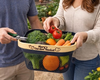 Custom Garden Harvest Basket – Personalized Gray Metal Mesh Vegetable Picking Basket, Unique Gardening Gift