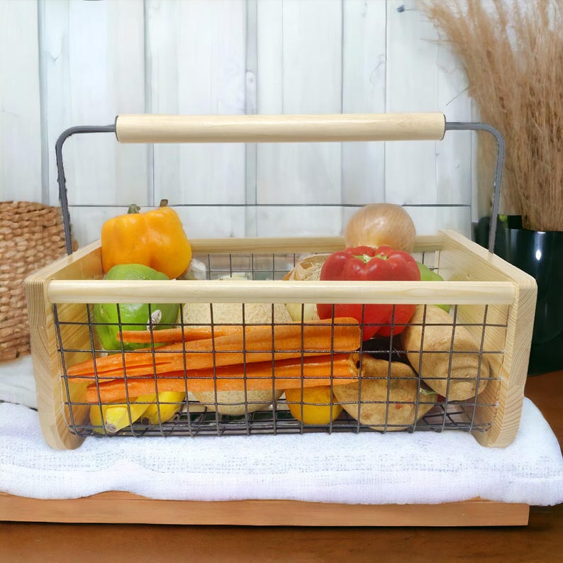 ✔ Spacious Design: Ample room to collect your garden’s bounty in one trip.
✔ Versatile Use: Great for farmers' markets, home decor, or as a charming Valentine’s Day gift for gardeners.

Elevate your gardening experience with this Large Sturdy Wooden Harvest Basket! Designed for garden enthusiasts and homesteaders, this beautifully crafted basket is perfect for gathering fresh fruits, vegetables, flowers, and herbs.