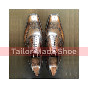 Neue maßgeschneiderte handgemachte einzigartige Design-Schuhe Premium-Qualität braun schattiert Leder Flügelspitze Brogue Laceup Oxford Herrenschuhe Herrenschuhe