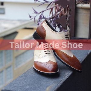 Zweifarbige Wingtip Brogues - Handgefertigte Leder Oxford Schuhe Elegante Braun & Creme formelle Schuhe für Herren - Klassisches Brogue Design