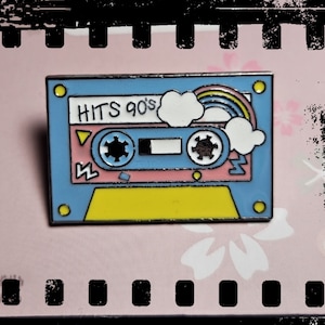90&#39;s hits cassette tape pin