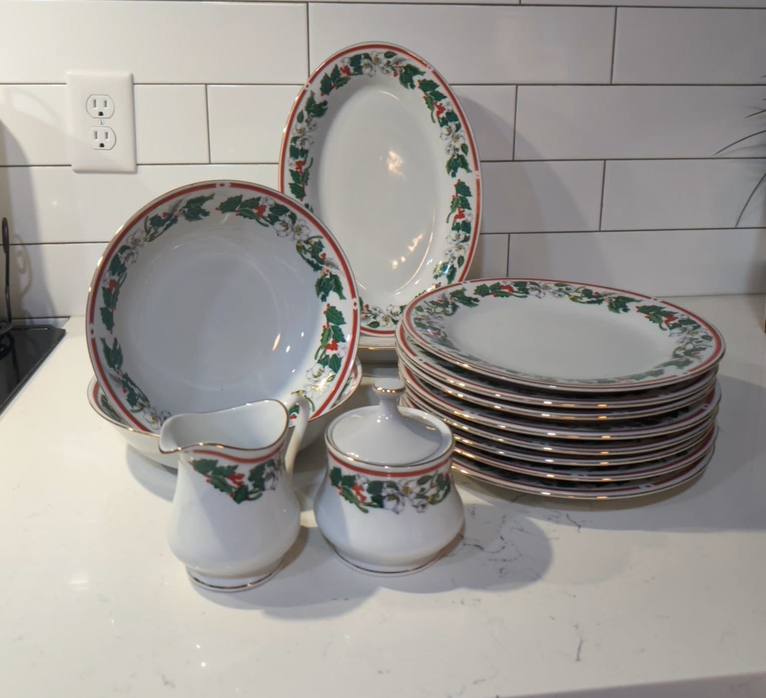 Lynn's Fine China in Christmas Holly and Berry Pattern Dinner