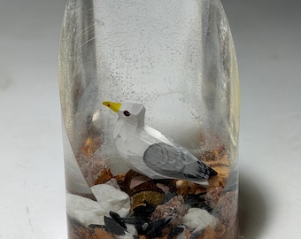 Fermacarte vintage in lucite a forma di gabbiano, 3,5 pollici.
