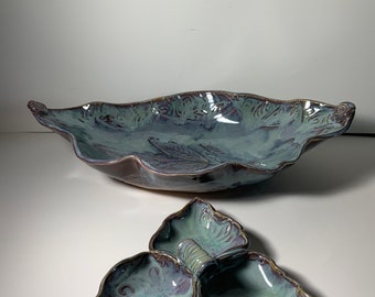 Terry Acker Pottery Made in Colorado Leaf Chip & Dip Bowl 16 in.