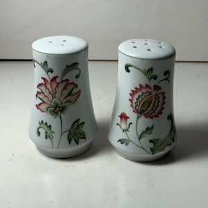 Vintage Ceramic Salt & Pepper Shakers Rare
