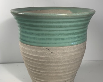 Maceta de terracota pesada de color verde menta y blanco de 8 pulgadas