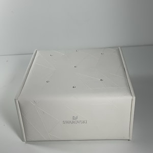 Swarovski Facettierte Kristall Schmuckschatulle 14 cm.