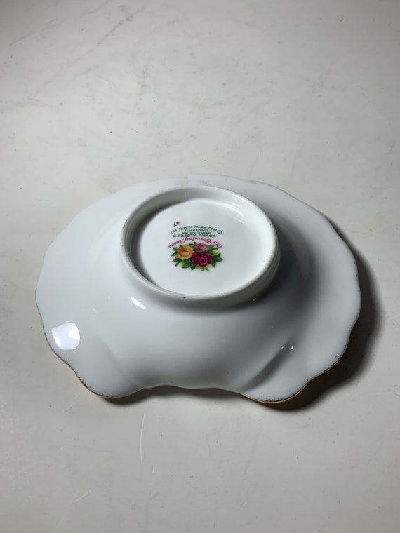 Vintage Royal Albert Old Country Roses Shell Trin… - image 5