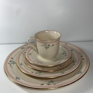 Lenox Rose Manor 5 Piece Bone China Place Setting
