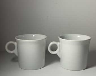Juego de 2 tazas con asa Vintage Fiesta White Tom & Jerry de 3,5 pulgadas.