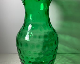 Vintage Fenton Emerald Green Glass Coin Dot Ruffle Vaas 10 in.