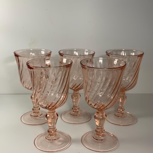 Set of 5 Vintage Arcoroc France Rosaline Pink Optic Swirl Wine Glasses 5.75 in.