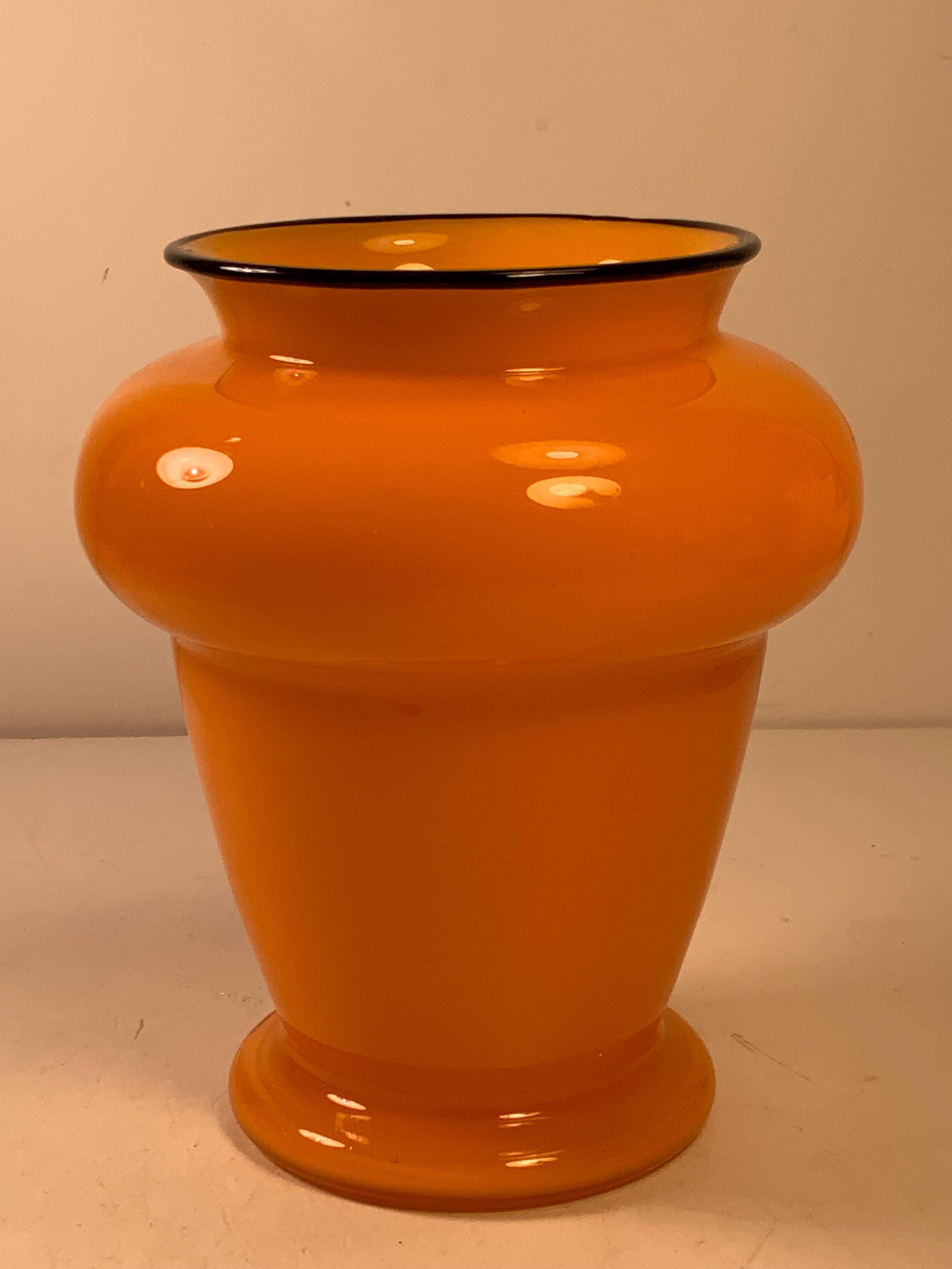 チェコ ヴィンテージ Tango Glass フラワーベース ガラス 花瓶 アールデコ 様式 花器 オブジェ 置物 アートグラス ディスプレイ 93327 Tango glass vase - Etsy 日本