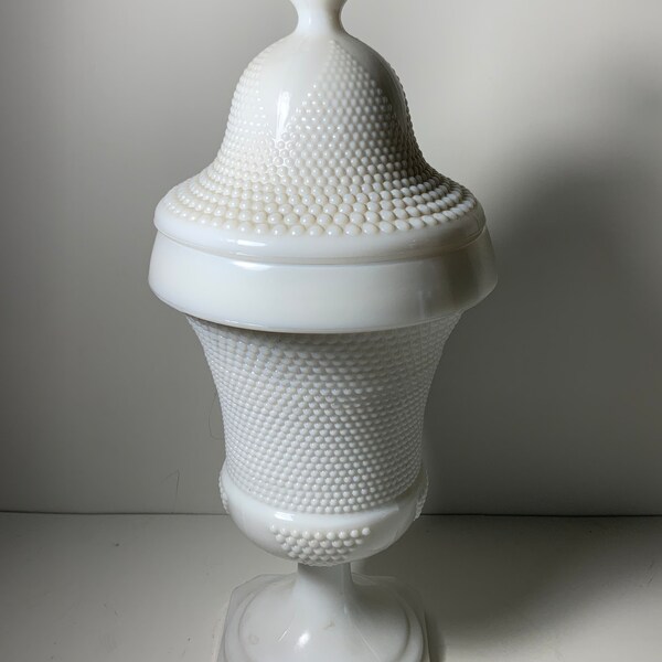 vintage LE Smith Petite Urne en verre de lait Hobnail avec couvercle 11 po.