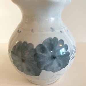 Vintage Studio Art Pottery Signed White & Blue Flowers Vase