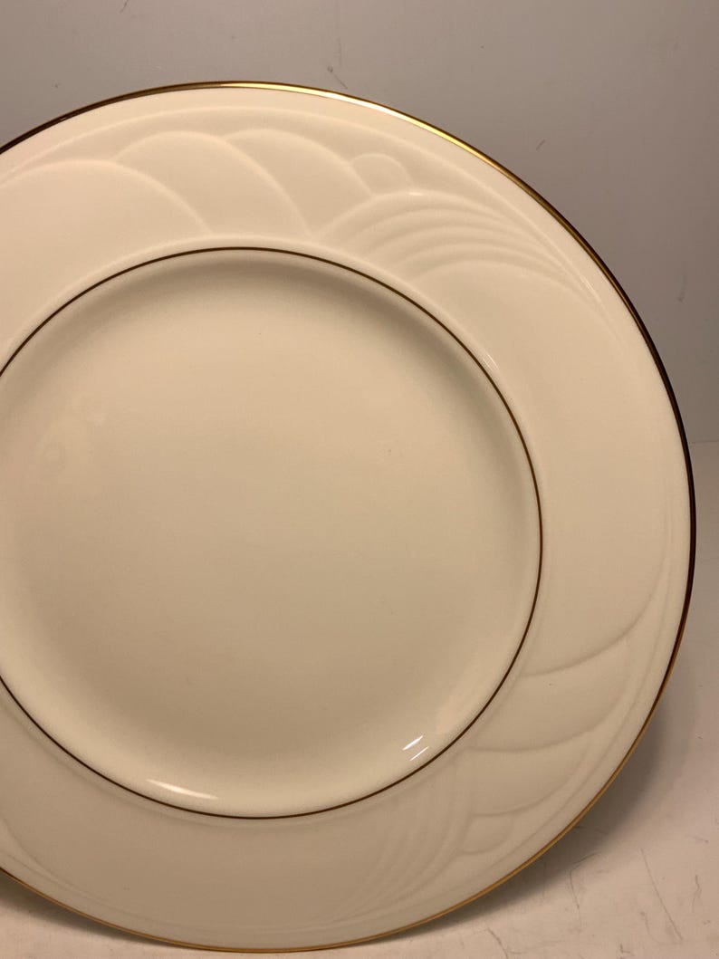Lenox Dinner Plates - Thumbnail 2