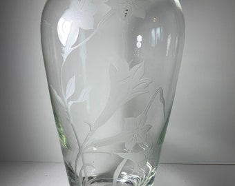 Vintage Gorham Crystal Botanical Etched Day Lily Vase 12.75 in,