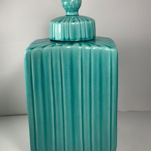 Tarro Decorativo de Cerámica Turquesa con Tapa 12 pulg.
