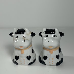 Vintage Cow Salt & Pepper Shakers