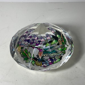 Amia Studios Hand Painted Hummingbird Crystal Diamond Shaped Paperweight 4 in.