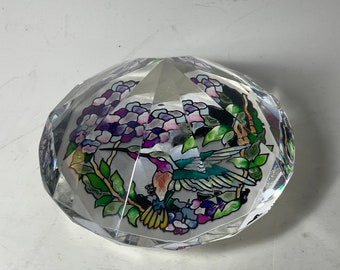 Amia Studios Hand Painted Hummingbird Crystal Diamond Shaped Paperweight 4 in.