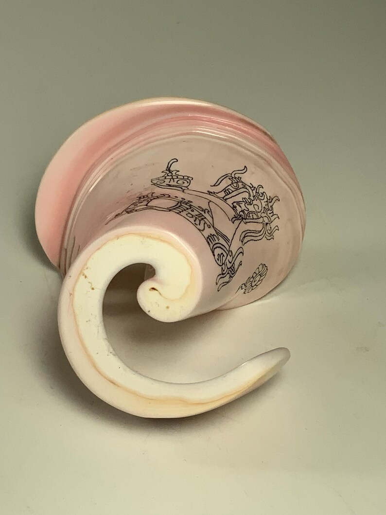 Hand Carved Conch Shell Statue 2.5 In. - Etsy
