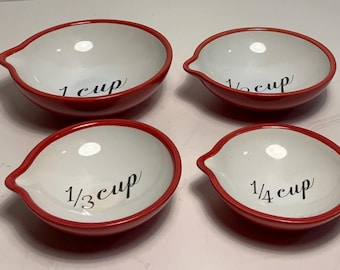 Mary Lake Thompson 4 Piece Stoneware Nesting Measuring Cups