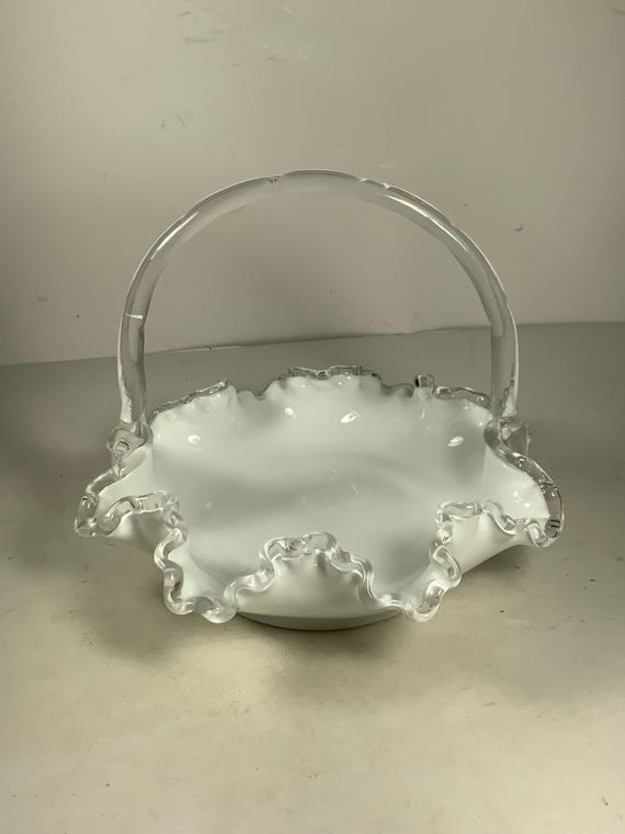 フェントン社 ボブネイル ムーンストーン フリルバスケット