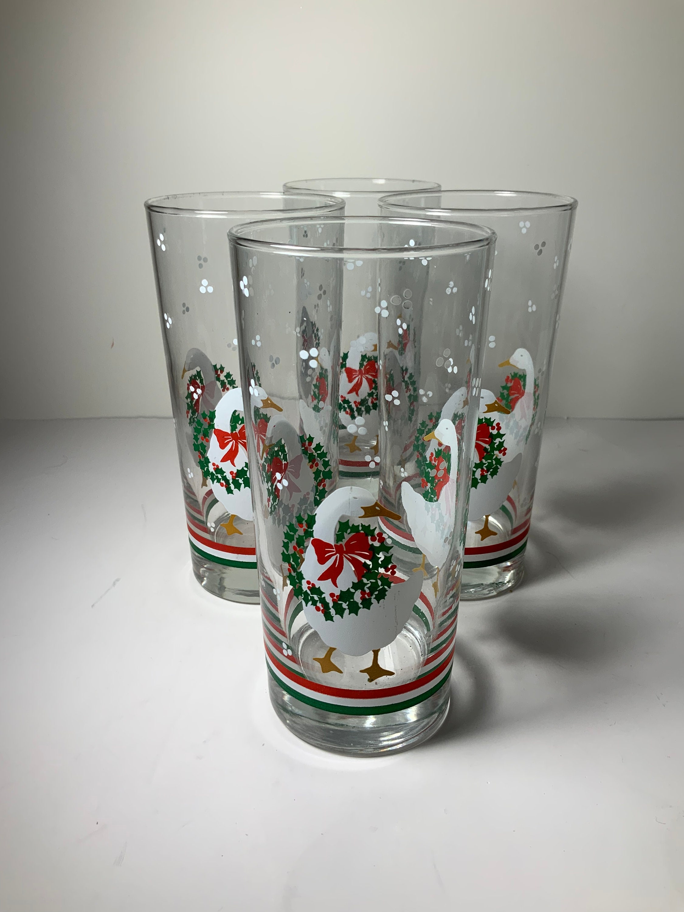 Libbey Christmas Drinking Glasses Holly Berry 15oz Vintage Holiday