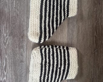 100% wool handmade socks/slippers made in Russia! Size 9-10  f
