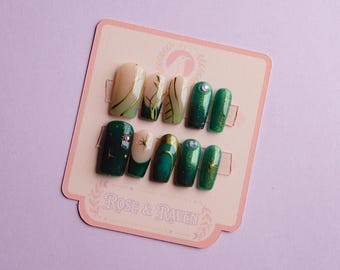 Gilded Green Press On Nail Set