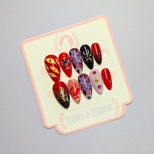 Uñas postizas personalizadas hechas a mano con temática de Lucifer, el demonio de Hazbin Hotel imagen 2