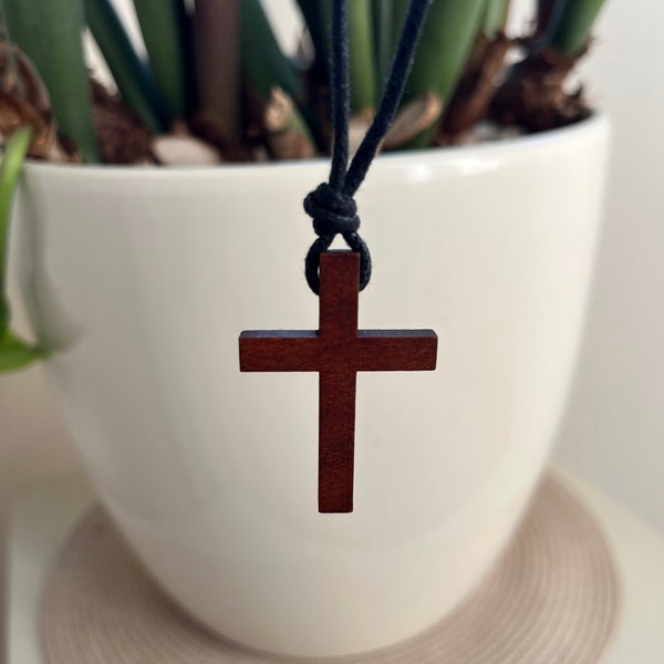 Klassische Holzkreuz-Halskette für jeden Tag für Sie und Ihn. Schwarze gewachste Kordel 2 mm. Einstellbar - Christlich