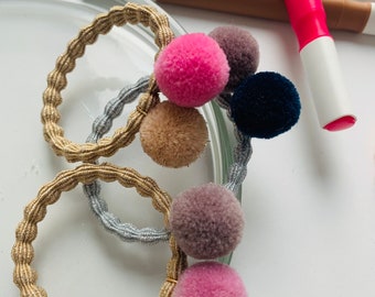 Hair tie | pompom | Girl | Enrollment | Gift idea |