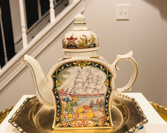 Vintage Sadler tea clipper teapot