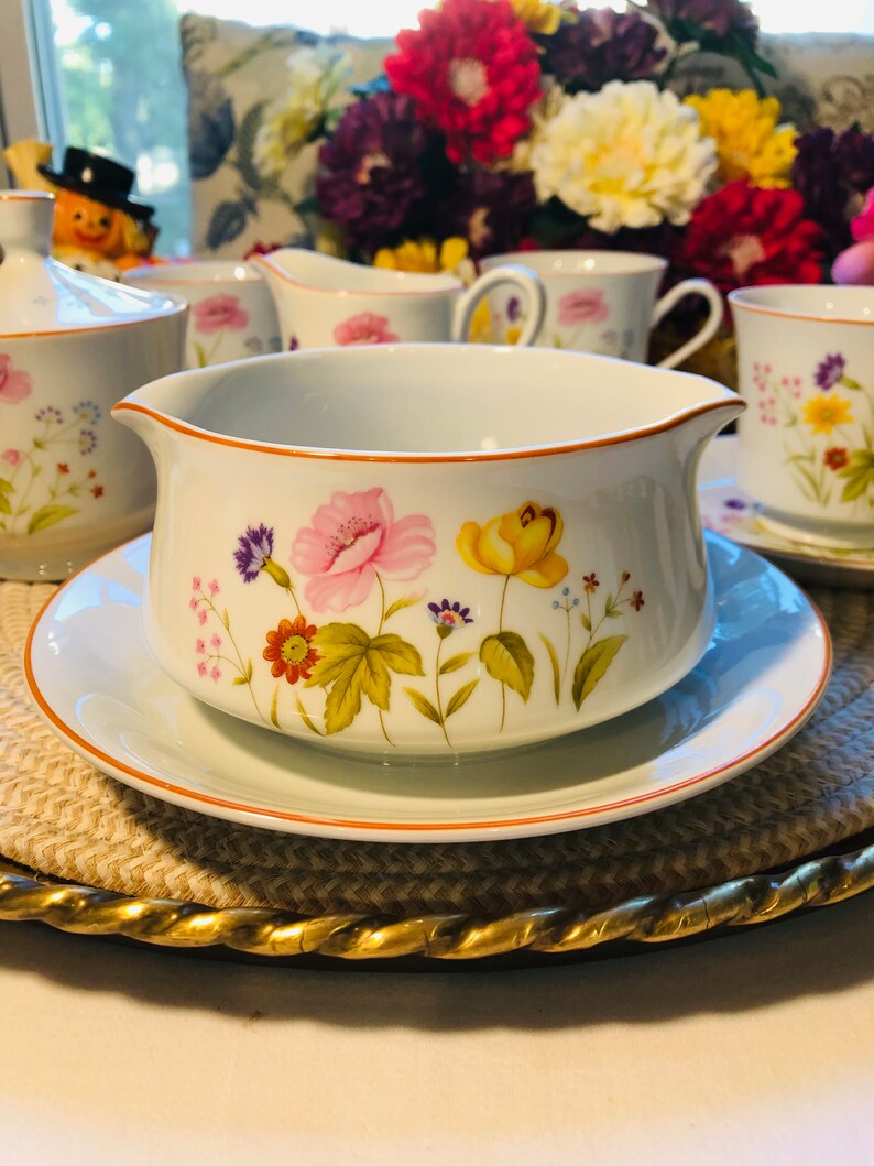 Vintage Stratford Mikasa Nita Fine Porcelain Cups Saucers Creamer Sugar