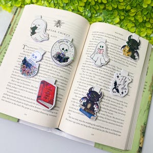 magnetic bookmark book lover gift bookmark magnetic ghost bookmark reader gift skeleton bookmark acotar bookmark for book lover gift idea