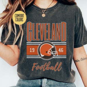 Cleveland Comfort Colors Retro T-Shirt, Vintage Cleveland Unisex Shirt, Cute Cleveland Gift, Women Cleveland Tailgate Shirt image 3