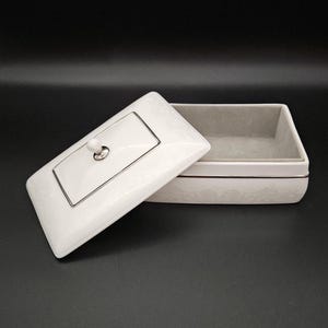 Vintage Porcelain Trinket or Jewelry Box With Lid - by Lenox - Collection Opal Innocence - Ring earing holder