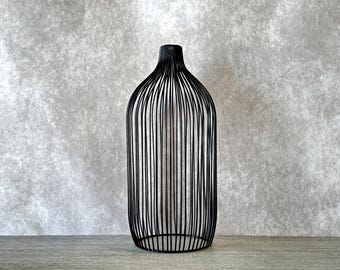 Astra Vase - Black