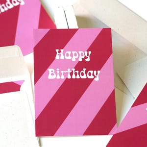 Carte d'anniversaire A6 à rayures roses et rouges, dessinée à la main et de haute qualité, pour enfants et adultes