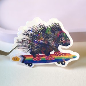 Autocollant Pride pour skateboard, porc-épic avec superposition holographique, autocollant LGBTQ+ fait main, mignon et queer