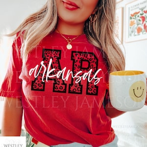 Arkansas Shirt, Women&#39;s Arkansas Crewneck Tee, Arkansas, Arkansas Apparel, Arkansas Comfort Colors, Arkansas Gift