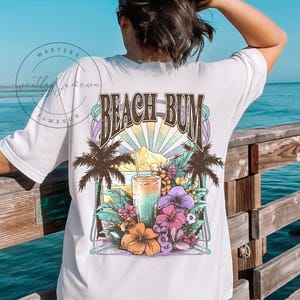 Beach Bum Tee, Trendy Beach Shirt, Hawaiian Hibiscus Summer Tee, Beach T-Shirt, Vacation Shirt, Aloha Shirt, Summer Tee, Comfy Summer TShirt