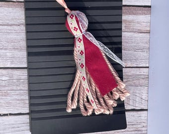 Pink Ribbon Tassel Bookmark: Handmade Floral Book Accessory