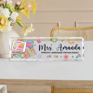 Custom Speech Language Pathologist Desk Sign, SLP Name Plate, Daisy Speech Therapist, Speech Language Pathologist,Teacher Appreciation Gift