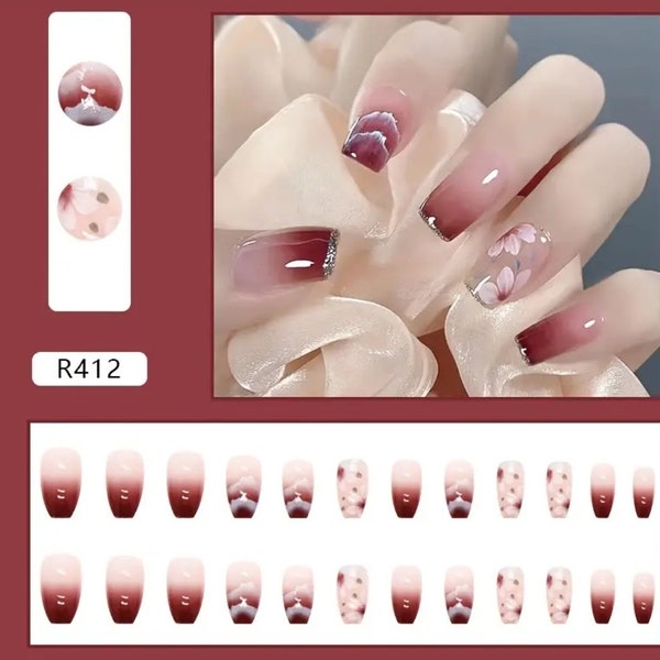 Women's Press on Nails | Designer Nail Art Fake Nails | Press On Nails | Long False Nails | Glamorous Manicure | Nails Extensions For Her